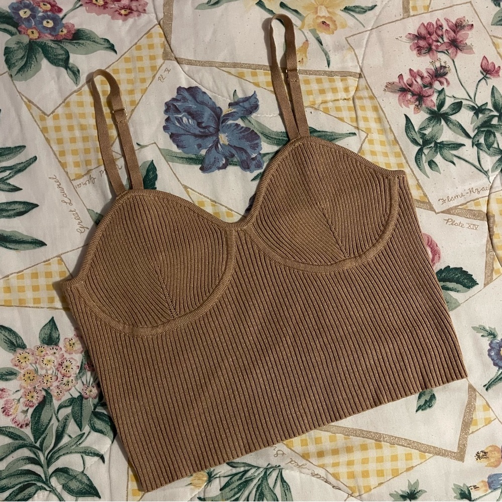 brown ribbed contour crop top